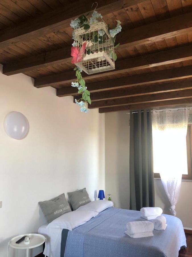 Bed and Breakfast Attico By Marconi 11 à Besozzo Extérieur photo